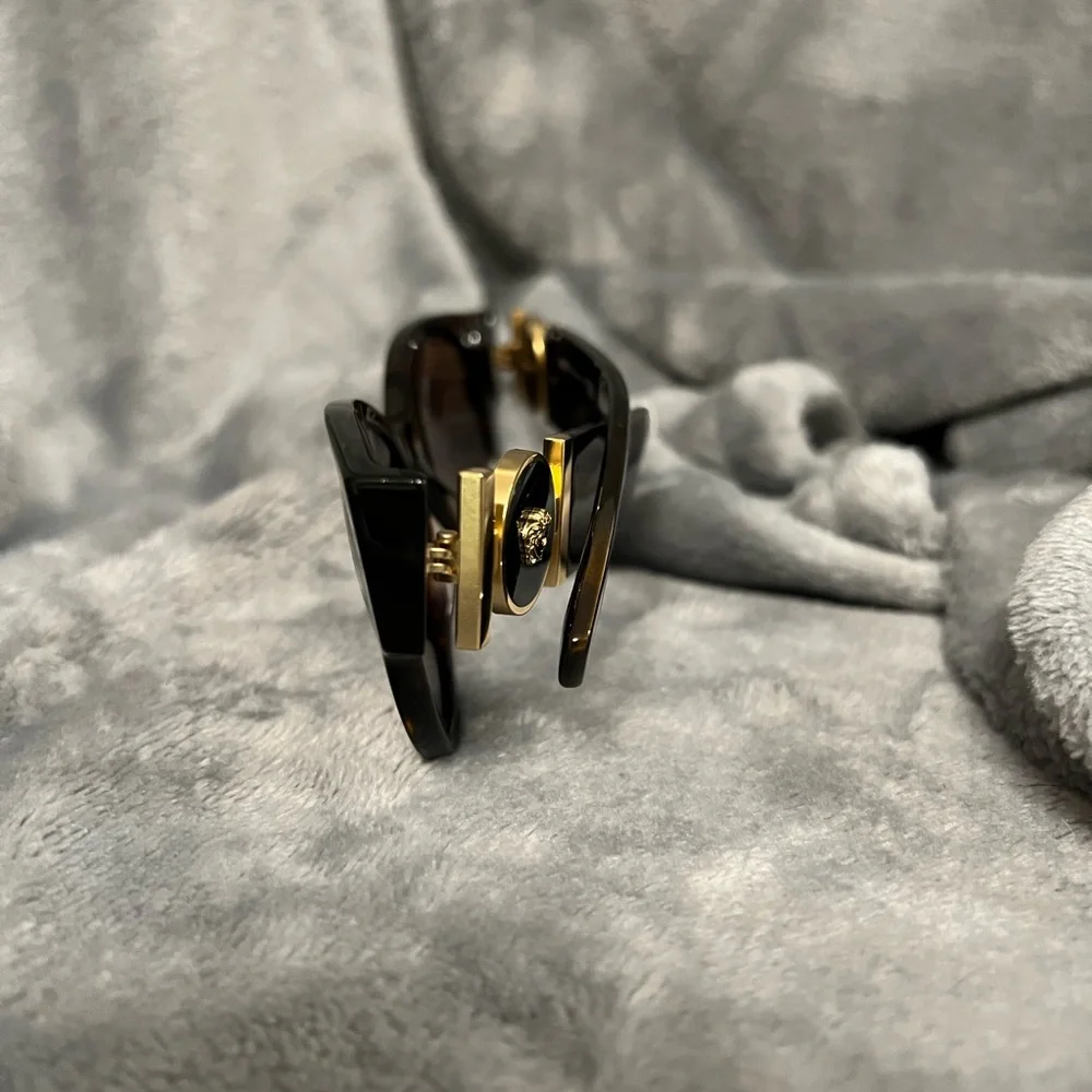 VERSACE Sunglasses - Picture 8 of 10